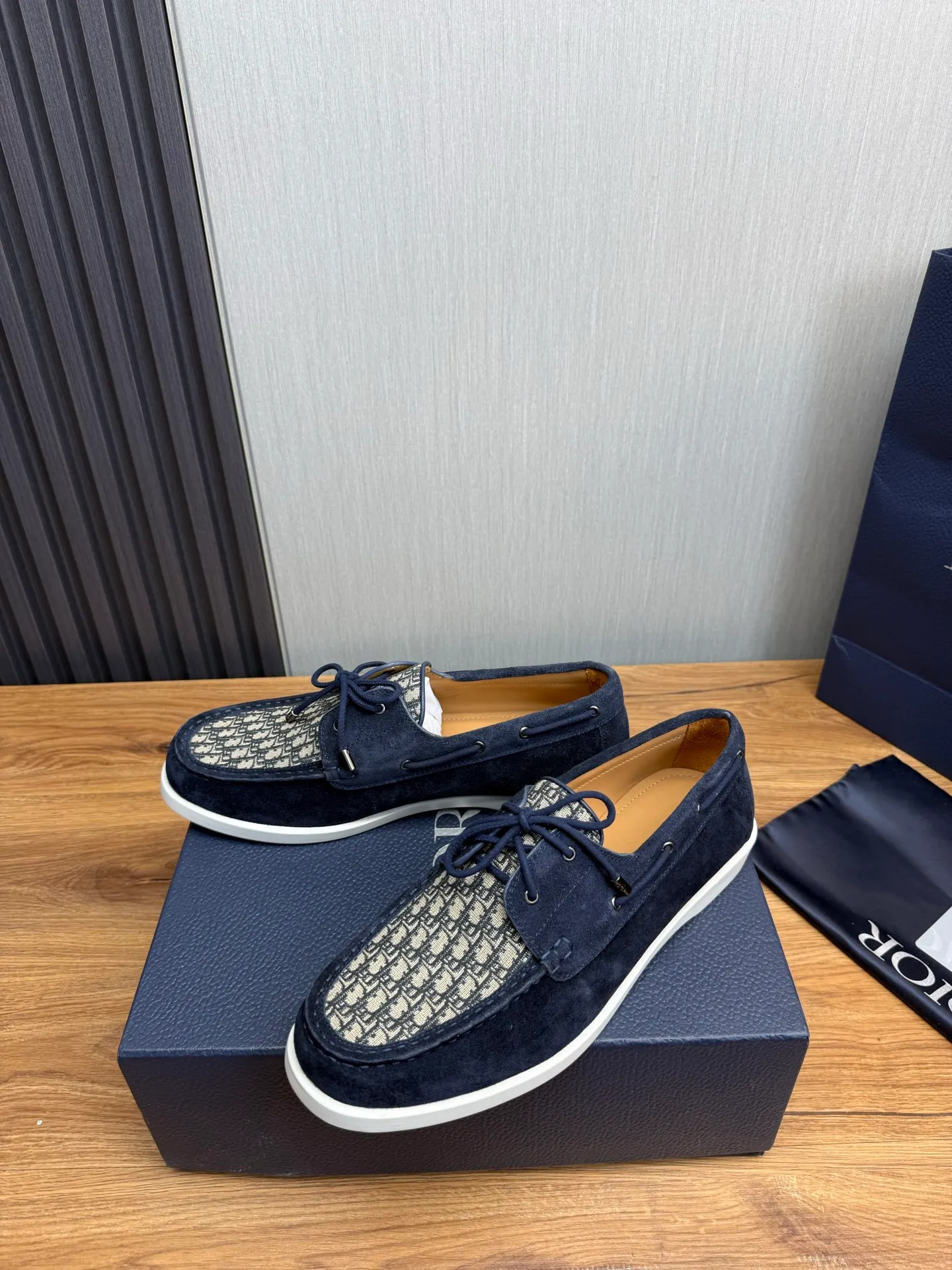 Men's shoes 💰560💰 [Dior Dior] Men's official website hot sale 🔥Imported frosted cowhide + cowhide lining. Original rubber wear-resistant outsole. High quality shipment ⬆️Code number 38-44, (45 customized)